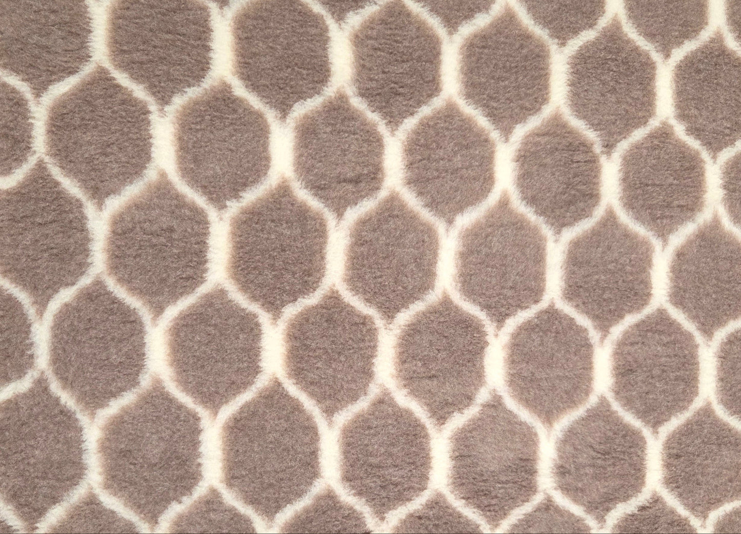 Vet Bed - Rubber Backed - Mink and Cream Honeycomb Pattern