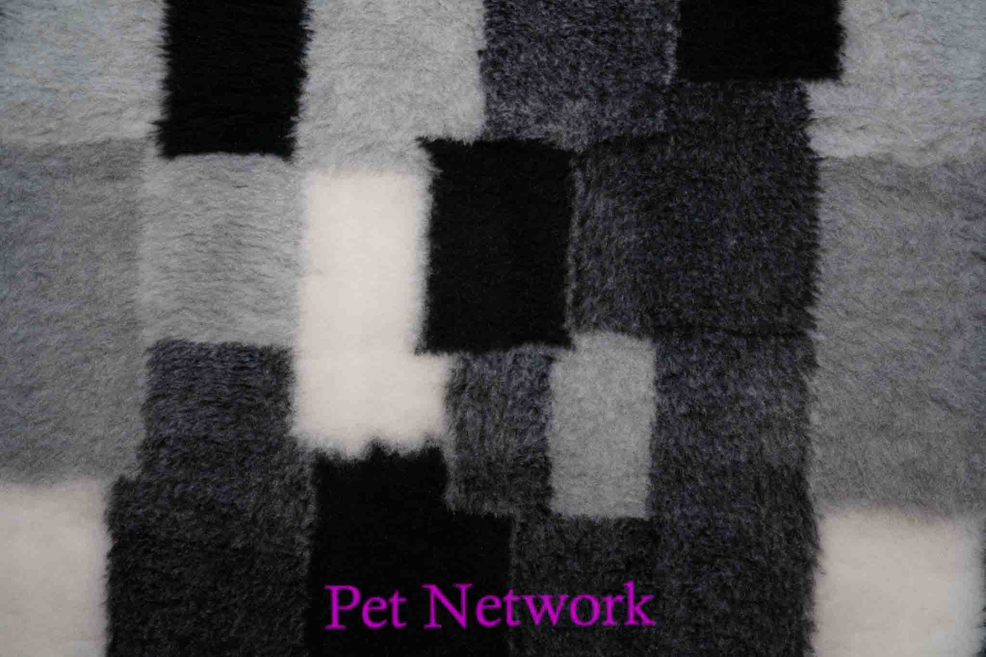 Vet Bed - Rubber Backed - Black, Grey and White Rectangles