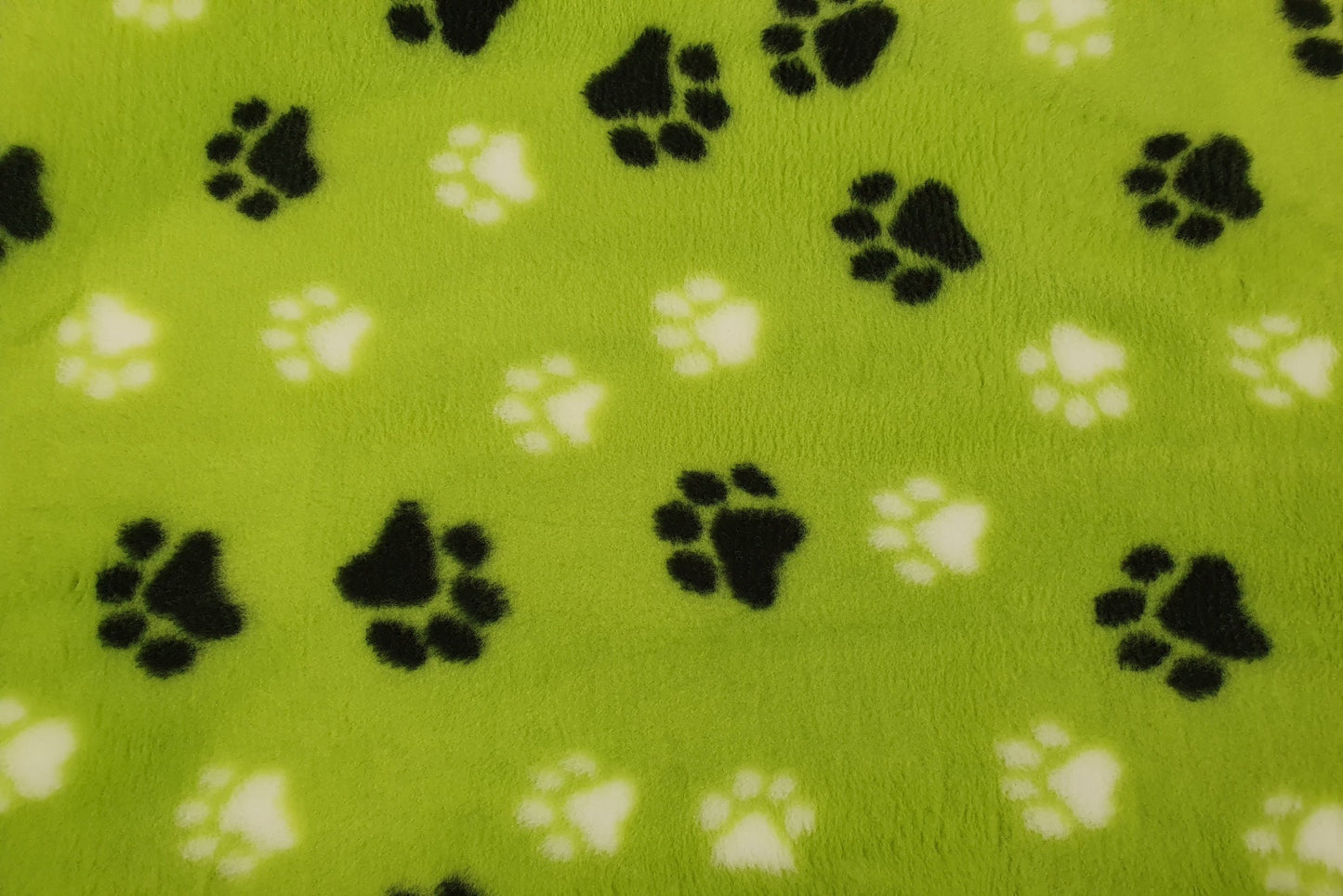 Vet Bed - Rubber Backed - Lime Green with Black and White Paws